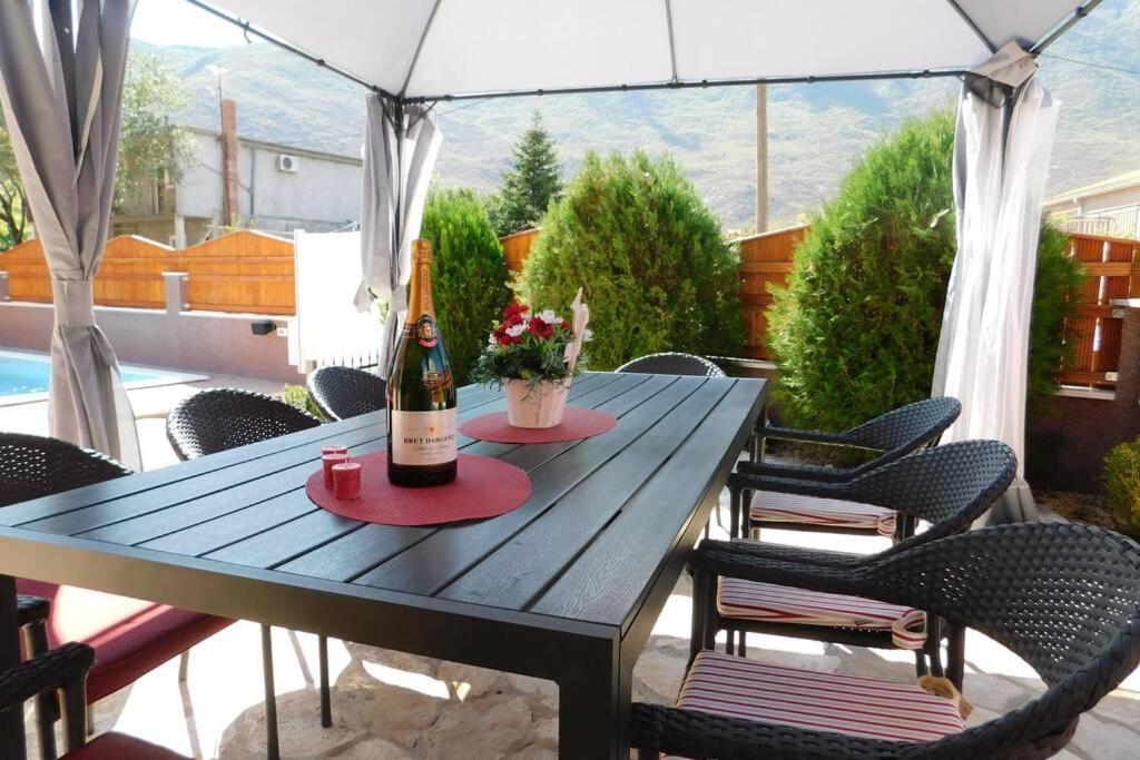 Holiday Home Jass Near Makarska Zagvozd Buitenkant foto