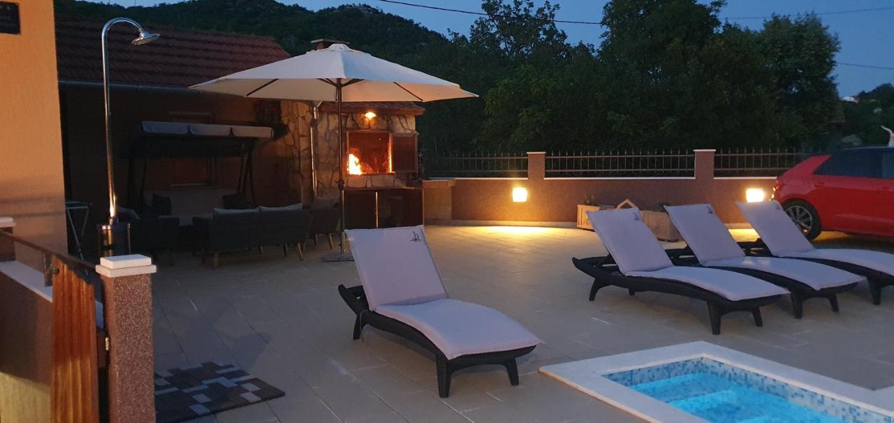 Holiday Home Jass Near Makarska Zagvozd Buitenkant foto