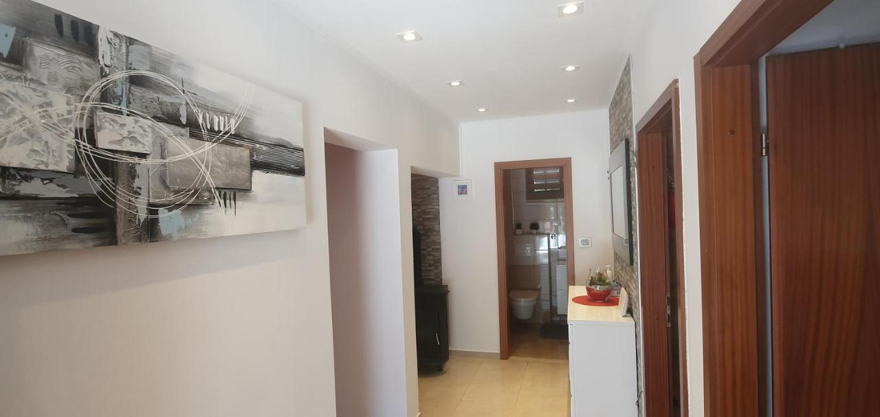 Holiday Home Jass Near Makarska Zagvozd Buitenkant foto